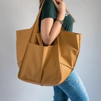 Дамски маркови дизайнерски чанти MetalLook от изкуствена кожа, ежедневни меки чанти-тоут голям капацитет в ретро стил, големи портмонета за купувачите.